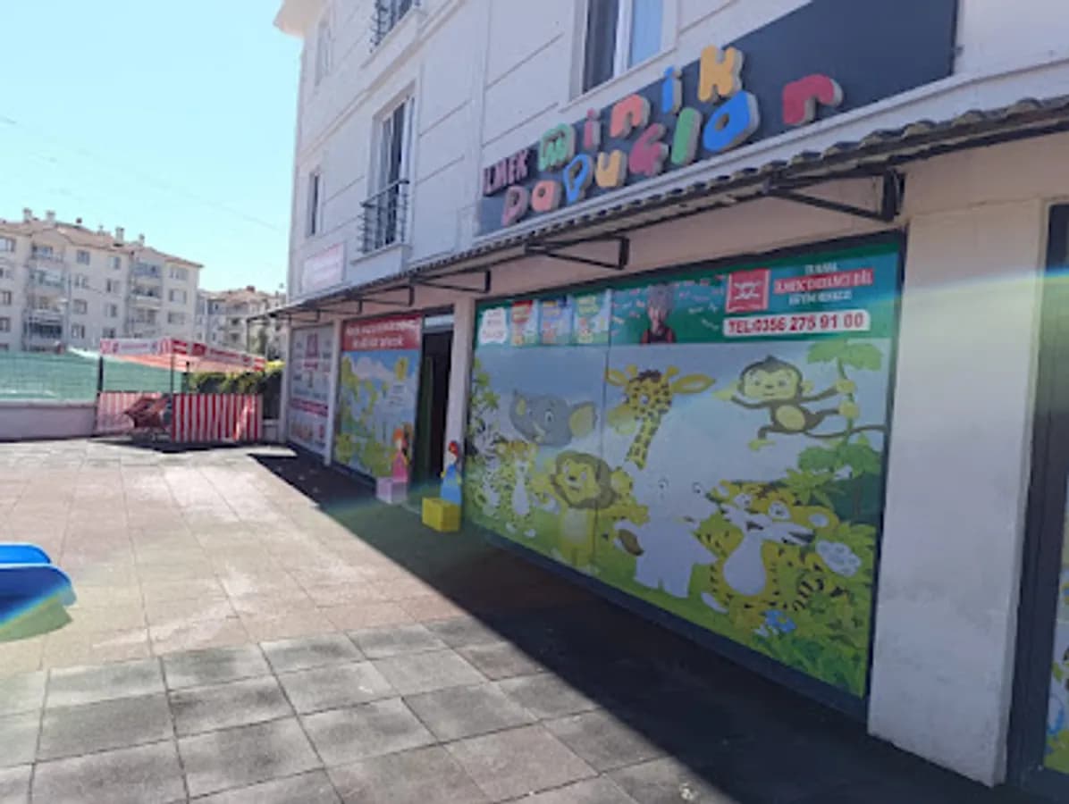 Minik Pabuçlar Gündüz Bakımevi - Photo