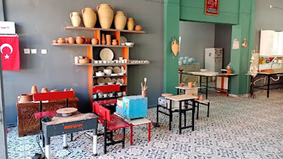 Kozan Kml Pratik Kız Sanat Okulu Uygulamalı Anaokulu - Fotoğraf