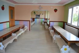 Bergama Özel Kırmızı Gül Anaokulu - Fotoğraf