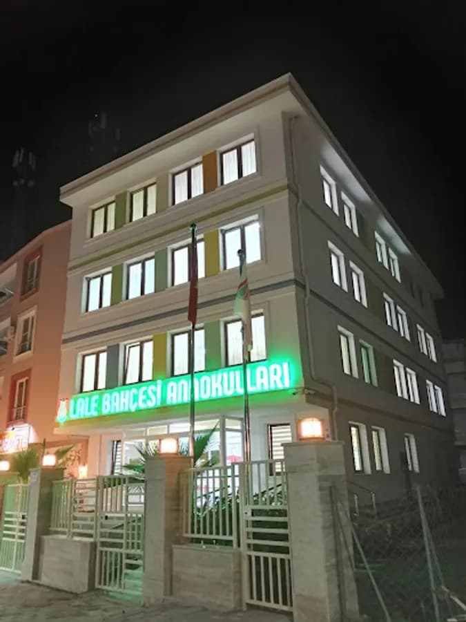 Akhisar Lalebahçesi Anaokulu - Fotoğraf
