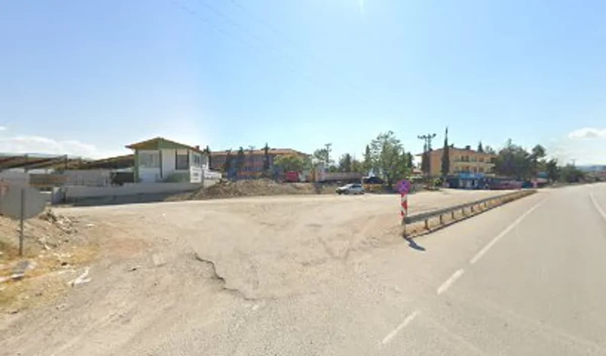 Şehit Turan Meşe İlköğretim Okulu - Fotoğraf