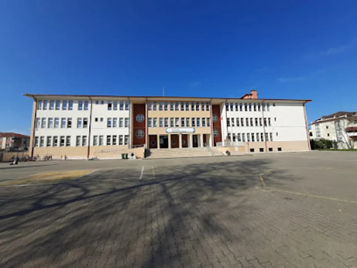 Namık Kemal İmam Hatip Ortaokulu