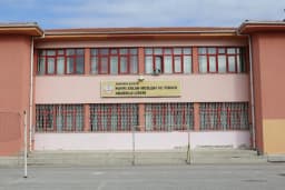 Hayri Aslan Ortaokulu - Fotoğraf