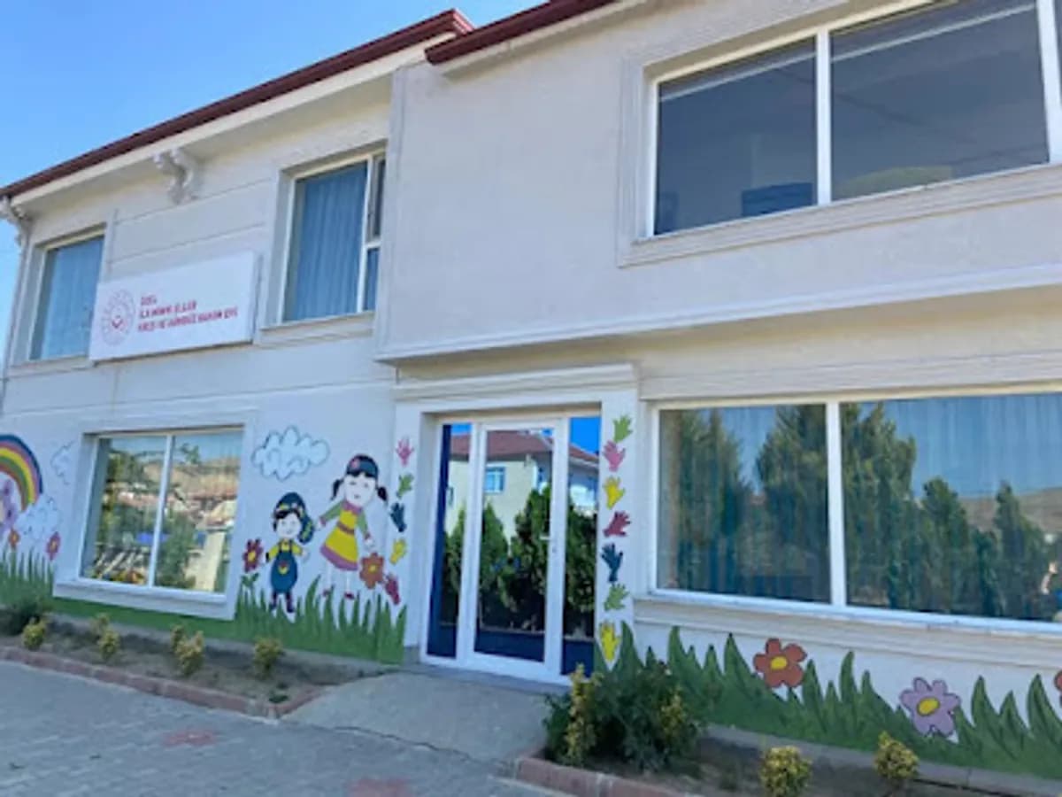 Minik Eller Oyun ve Bakım Evi - Fotoğraf