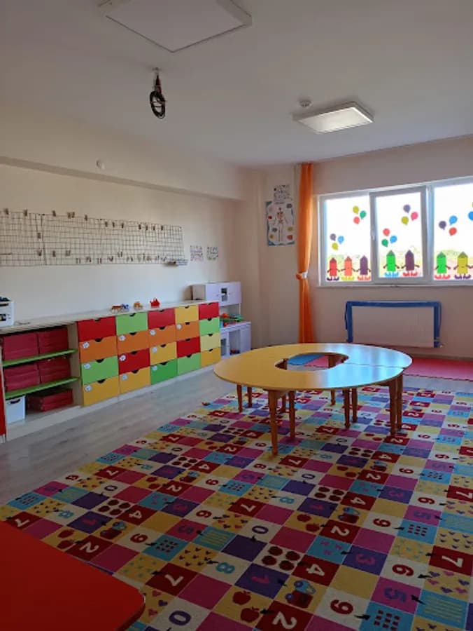 Özel Ferizli Güneş Gündüz Bakımevi