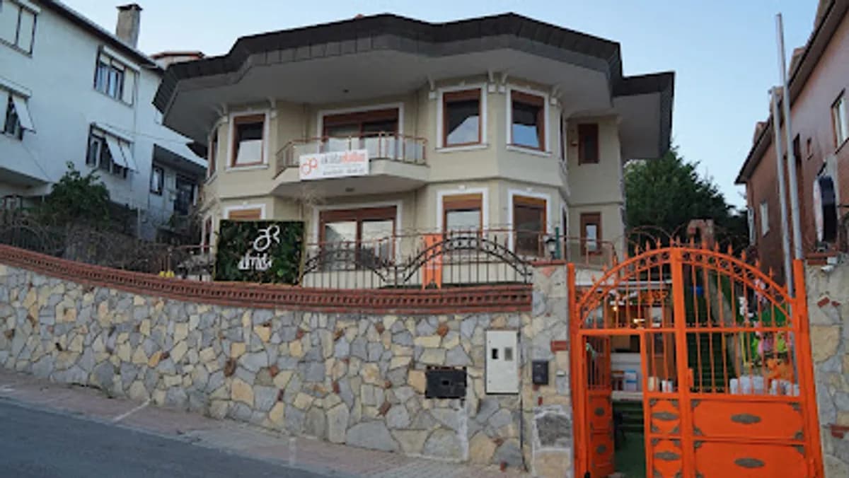 Akrida Okulları Çengelköy Anaokul & İlkokul - Fotoğraf