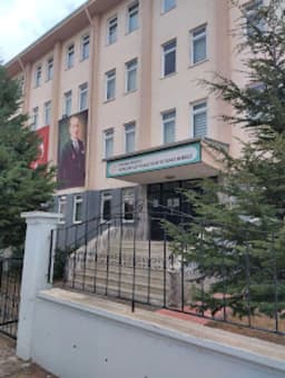 Hatice Mevlüt Yılmaz Bilim ve Sanat Merkezi - Photo