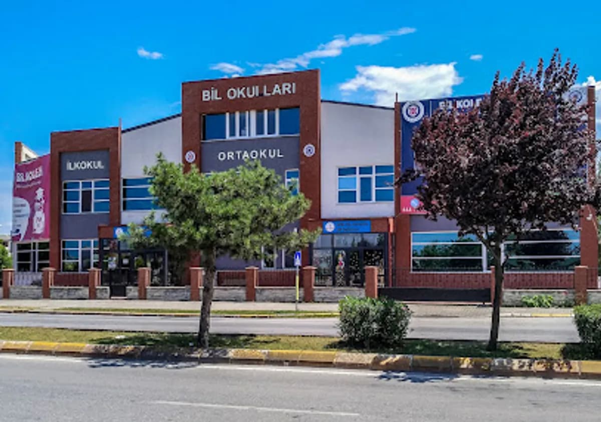 İstanbul Aydın Üniversitesi Bil Koleji Sakarya Kampüsü - Photo