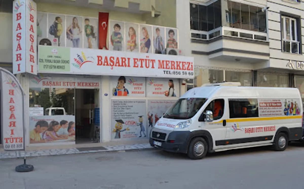Başarı Kurs Merkezi Torbalının En Başarılı Kurs Merkezi - Photo