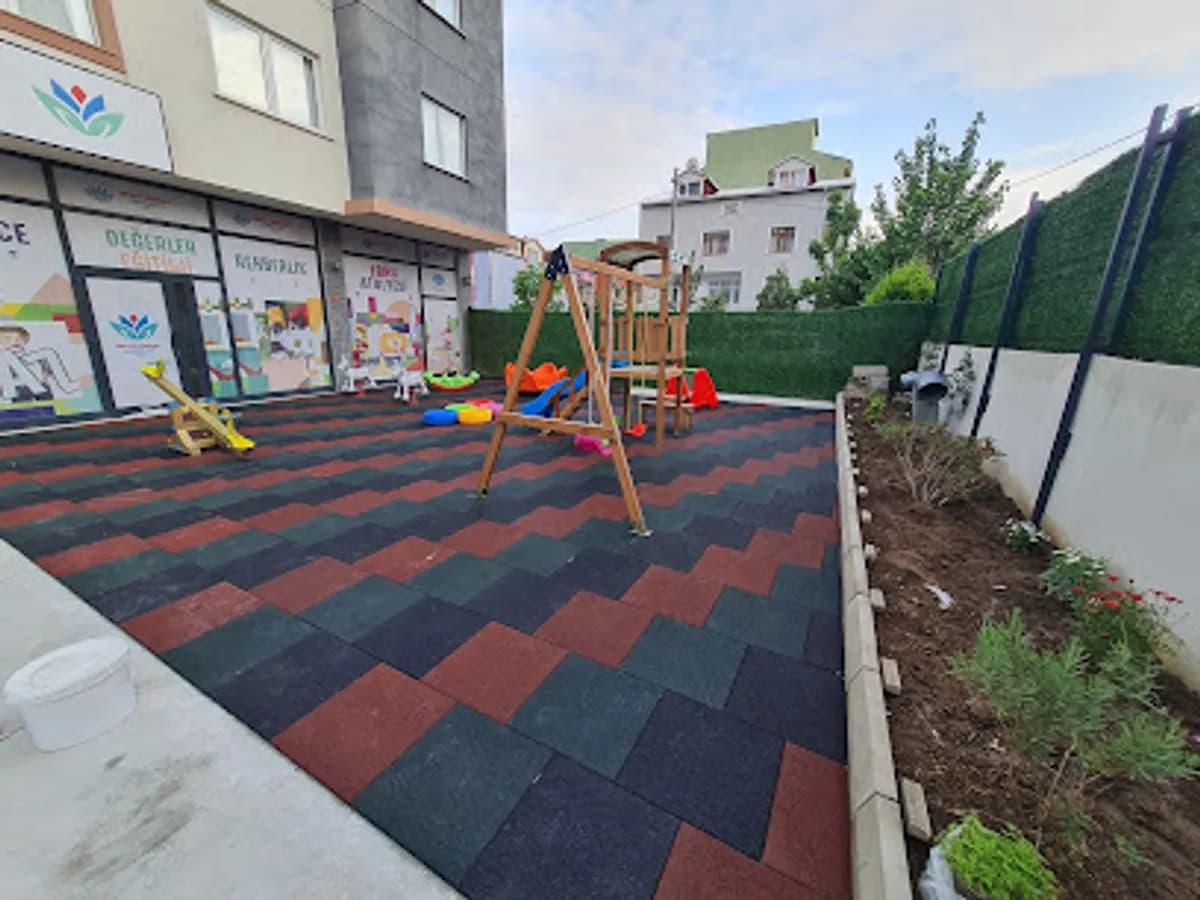 Tuzla Beyaz Zambak Anaokulu - Fotoğraf