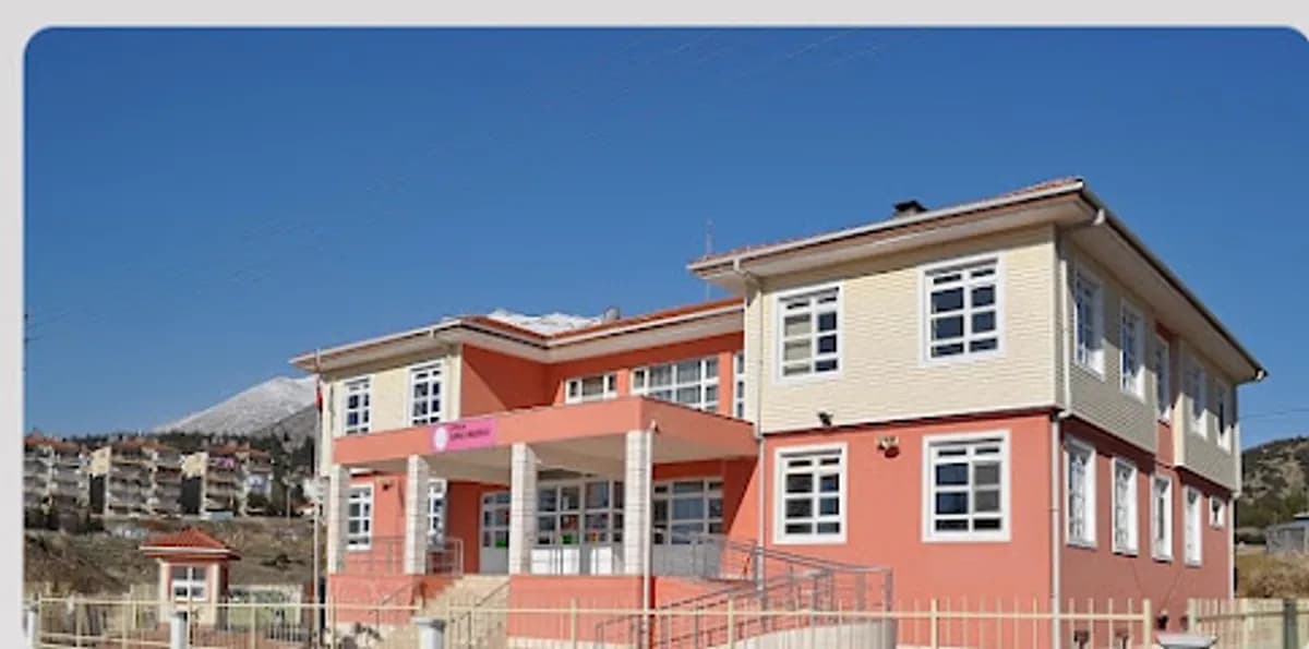 Elmalı Anaokulu - Fotoğraf