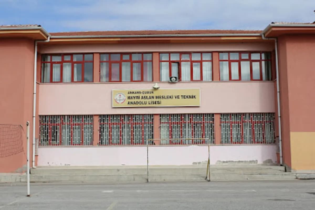 Hayri Aslan Ortaokulu - Fotoğraf