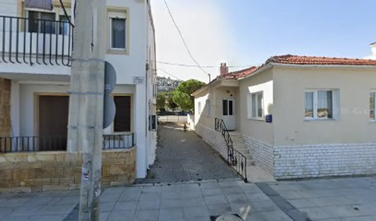 Reha Midilli İöo - Photo