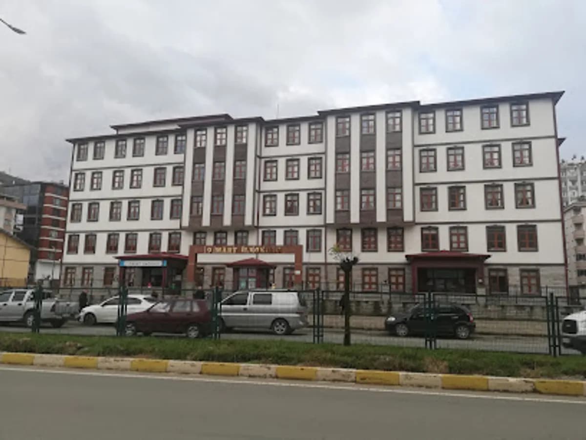 9 Mart İlköğretim Okulu - Photo