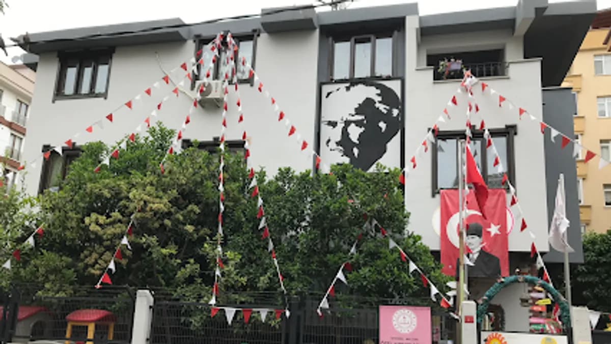 Özel Kırmızı Şeker Anaokulu - Fotoğraf