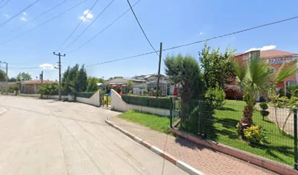 Beyaz Zambak Kreş ve Gündüz Bakımevi - Photo