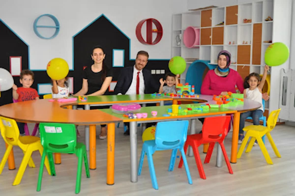 Şirinler Çocuk Akademisi Gaziantep Kreş Gündüz Bakımevi ve Anaokulu - Fotoğraf