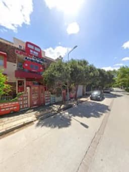 Kırmızı Otobüs Anaokulu Forum Şubesi - Fotoğraf