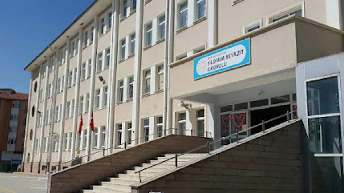 Akyurt Yıldırım Beyazıt İlkokulu - Photo