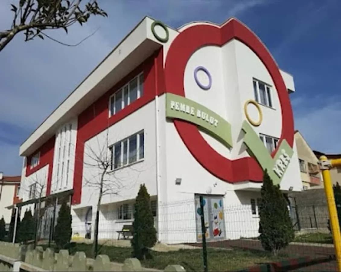 Pembe Bulut Kreş ve Anaokulu