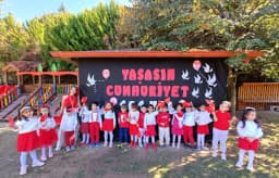 Rengarenk Kreş ve Anaokulu (koşuyolu Şubesi) - Fotoğraf