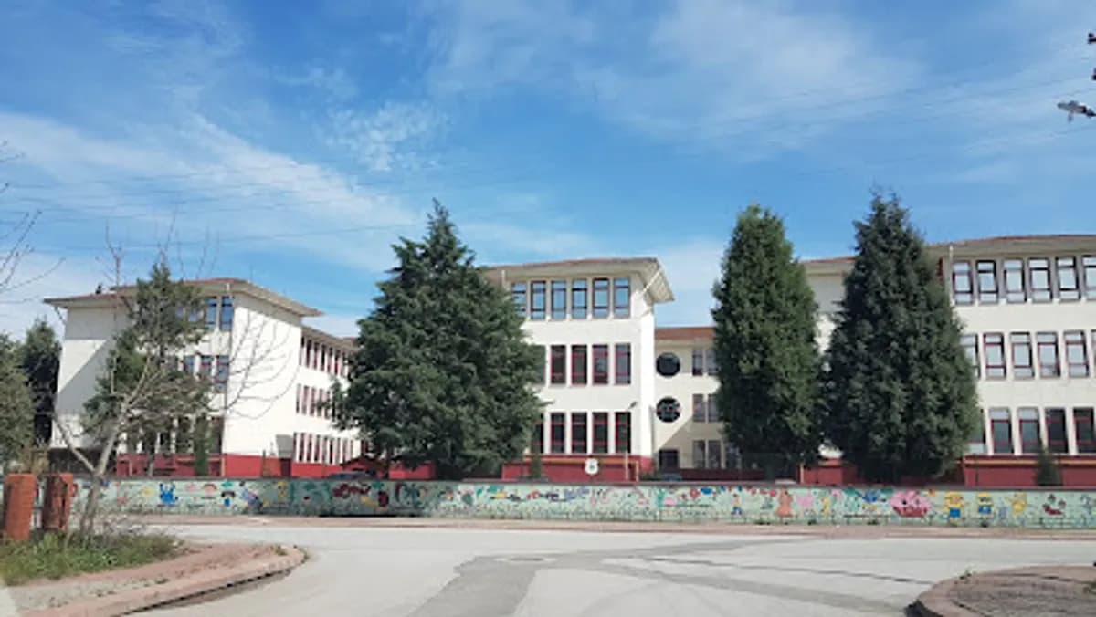 Bahçelievler Gazi İlkokulu - Fotoğraf