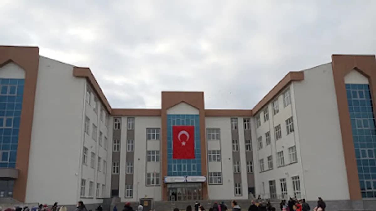 Şehit Necmettin Bayraktar Ana/ilk/ortaokulu - Fotoğraf