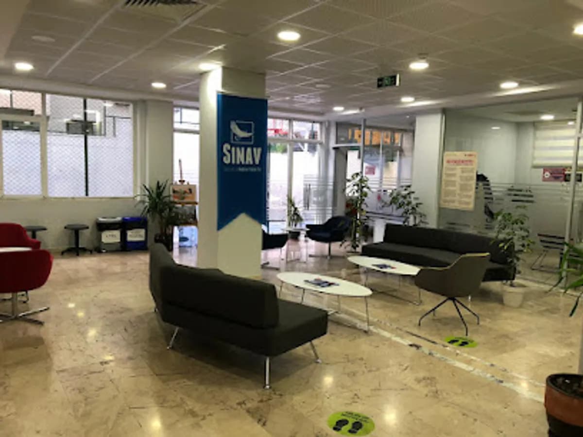 Özel Beşiktaş Sınav Anadolu Lisesi (zincirlikuyu) - Photo