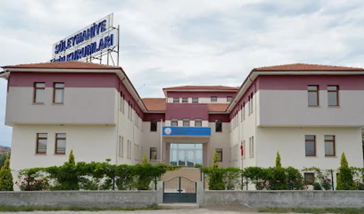 Süleymaniye Eğitim Kurumları Osmancık Şubesi - Fotoğraf