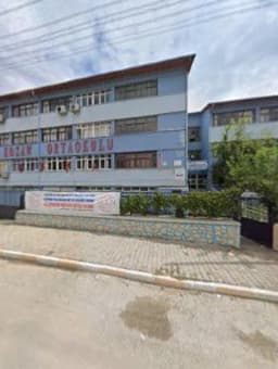 Sehit Öğretmen Lutfi Ölmez Ortaokulu - Fotoğraf