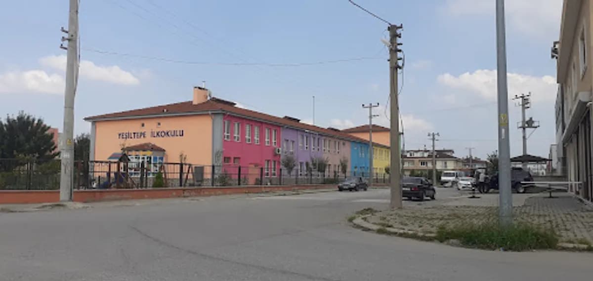Erenler Yeşiltepe İlkokulu - Fotoğraf