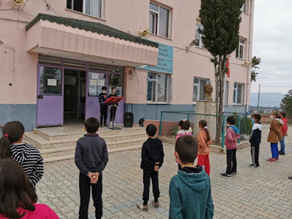 Sarıalan Ortaokulu - Photo