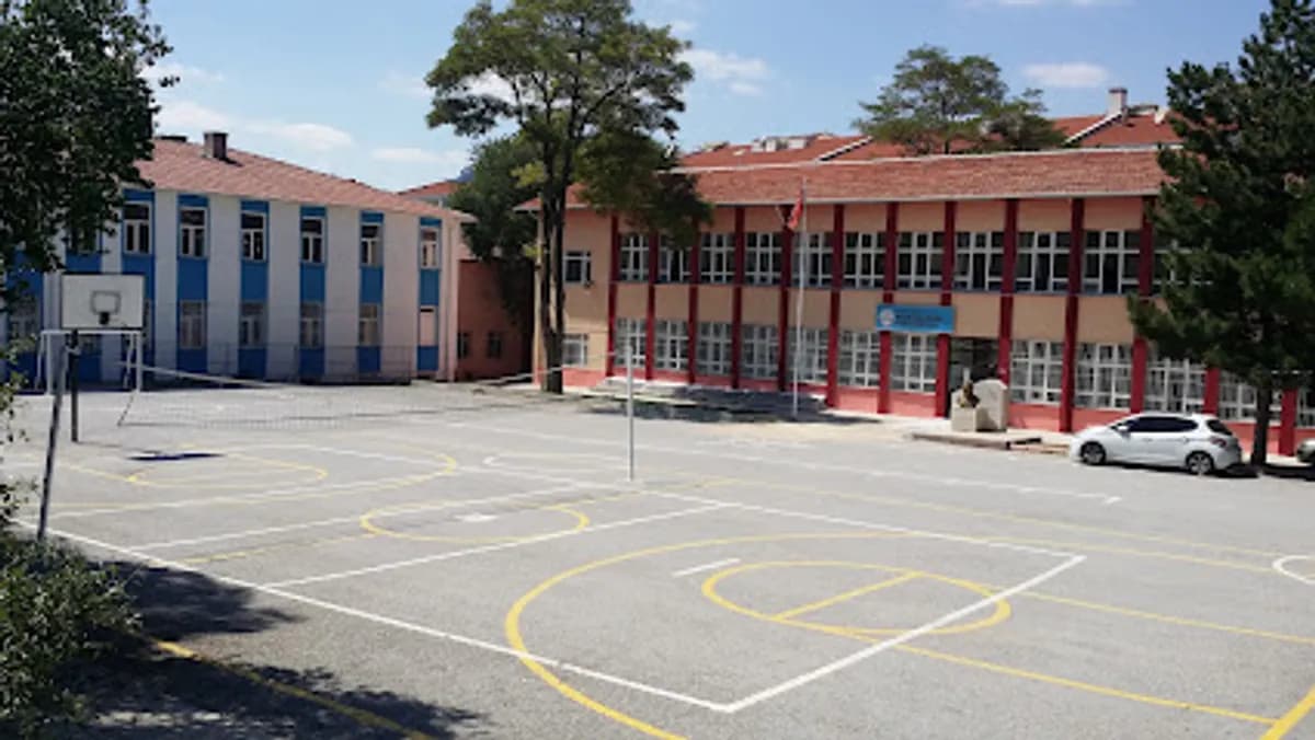 Mangaldağı Ortaokulu - Fotoğraf