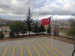 Yaşar Doğu Ortaokulu - Photo