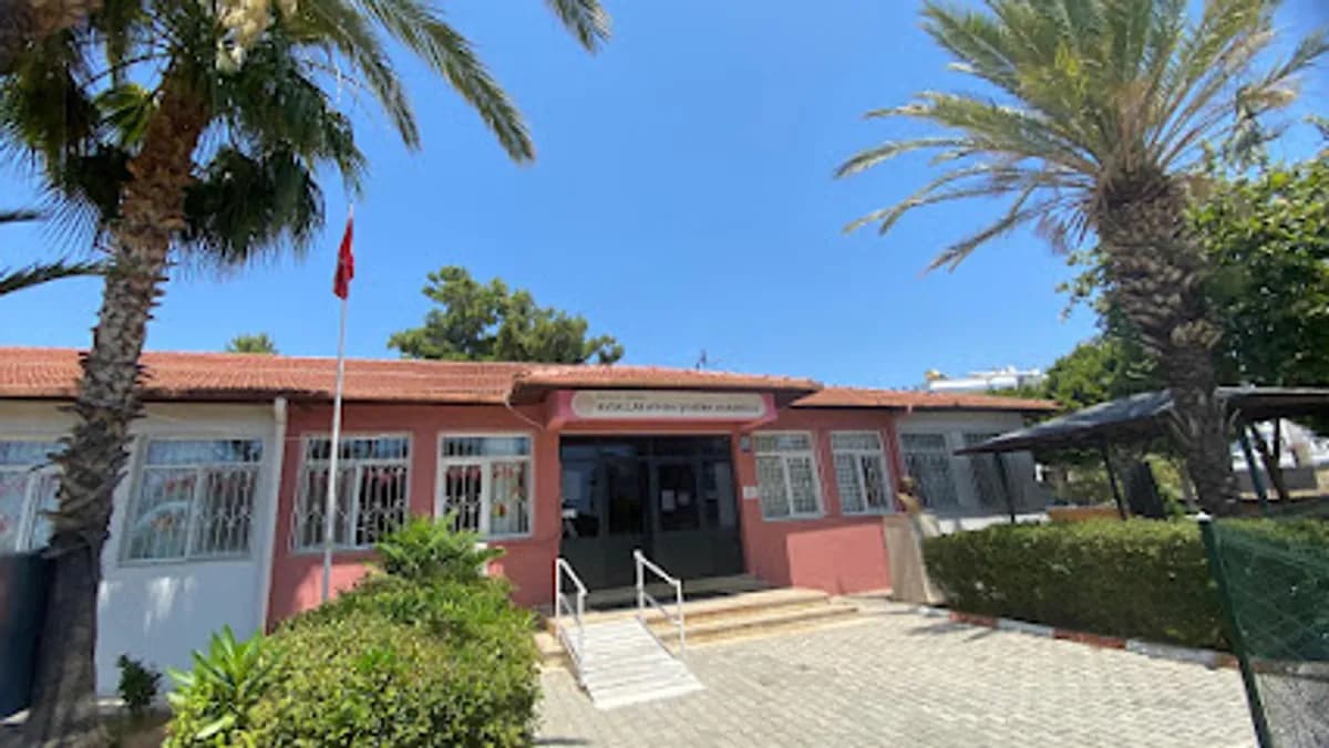 Avsallar Ayhan Şahenk Anaokulu - Fotoğraf