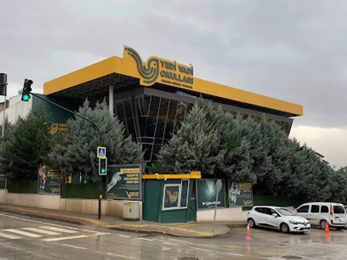 Yedi Vadi Okulları - Photo