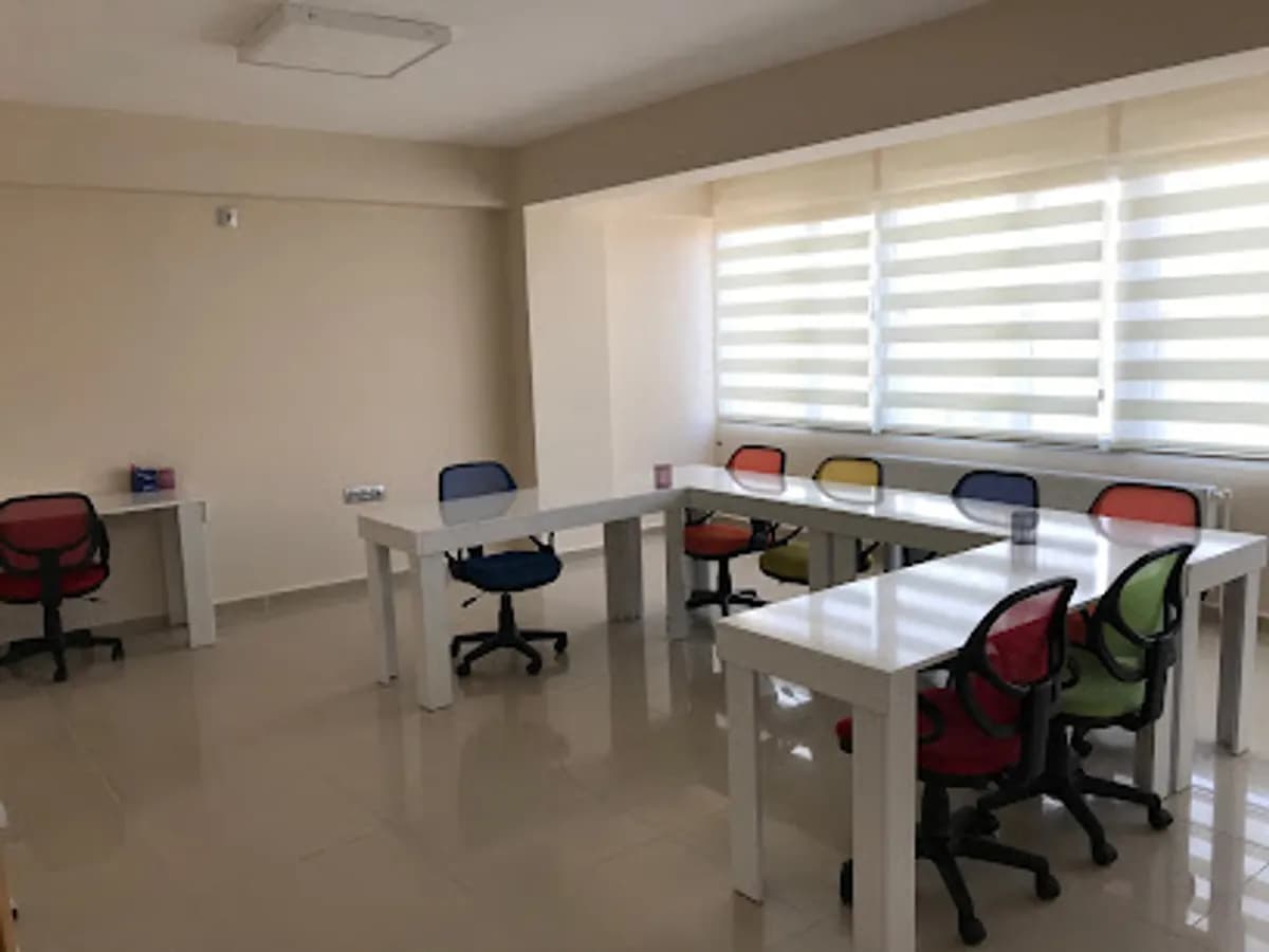 Aliağa Vip Eğitim Kurumu - Photo