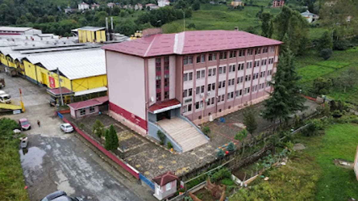 Toki İlkokulu-ortaokulu - Photo