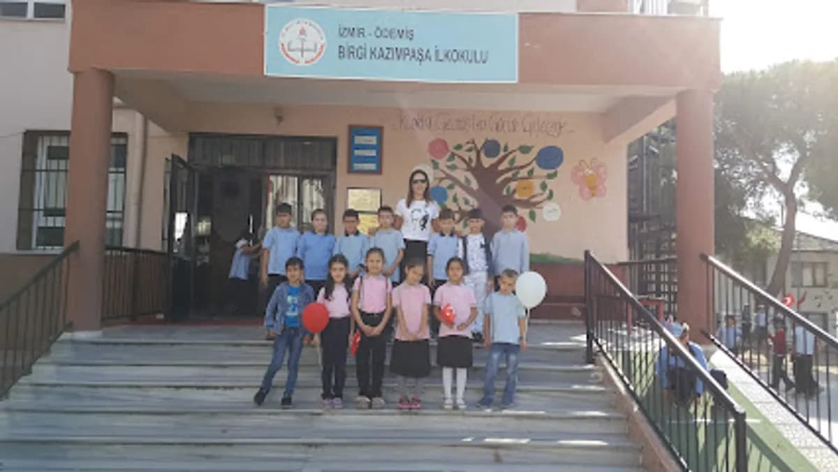 Birgi Kazımpaşa İlkokulu - Fotoğraf