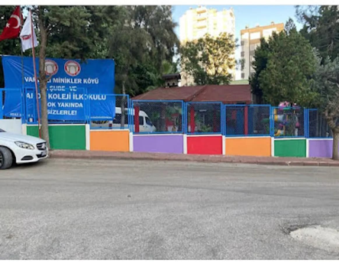 Varda Koleji İlkokulu & Anaokulu - Photo