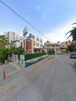 Özel Bergama Çağdaş Gündüz Bakım Evi ve Çocuk Kulübü - Fotoğraf