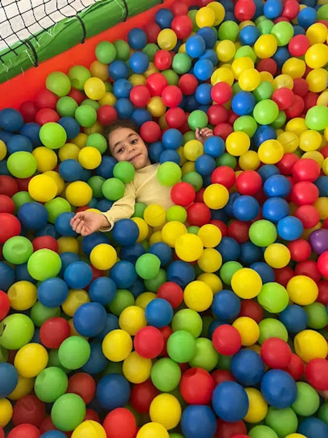 Çanakkale Hür Çocuk Anaokulu - Fotoğraf