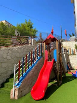 Bornova Parlayan Gelecek Anaokulu - Fotoğraf