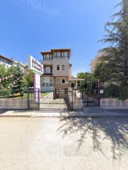 Şefkat Dünyası Anaokulu ve Etüt Merkezi - Fotoğraf