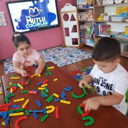 Özel Bandırma Mutlu Çocuklar - Fotoğraf