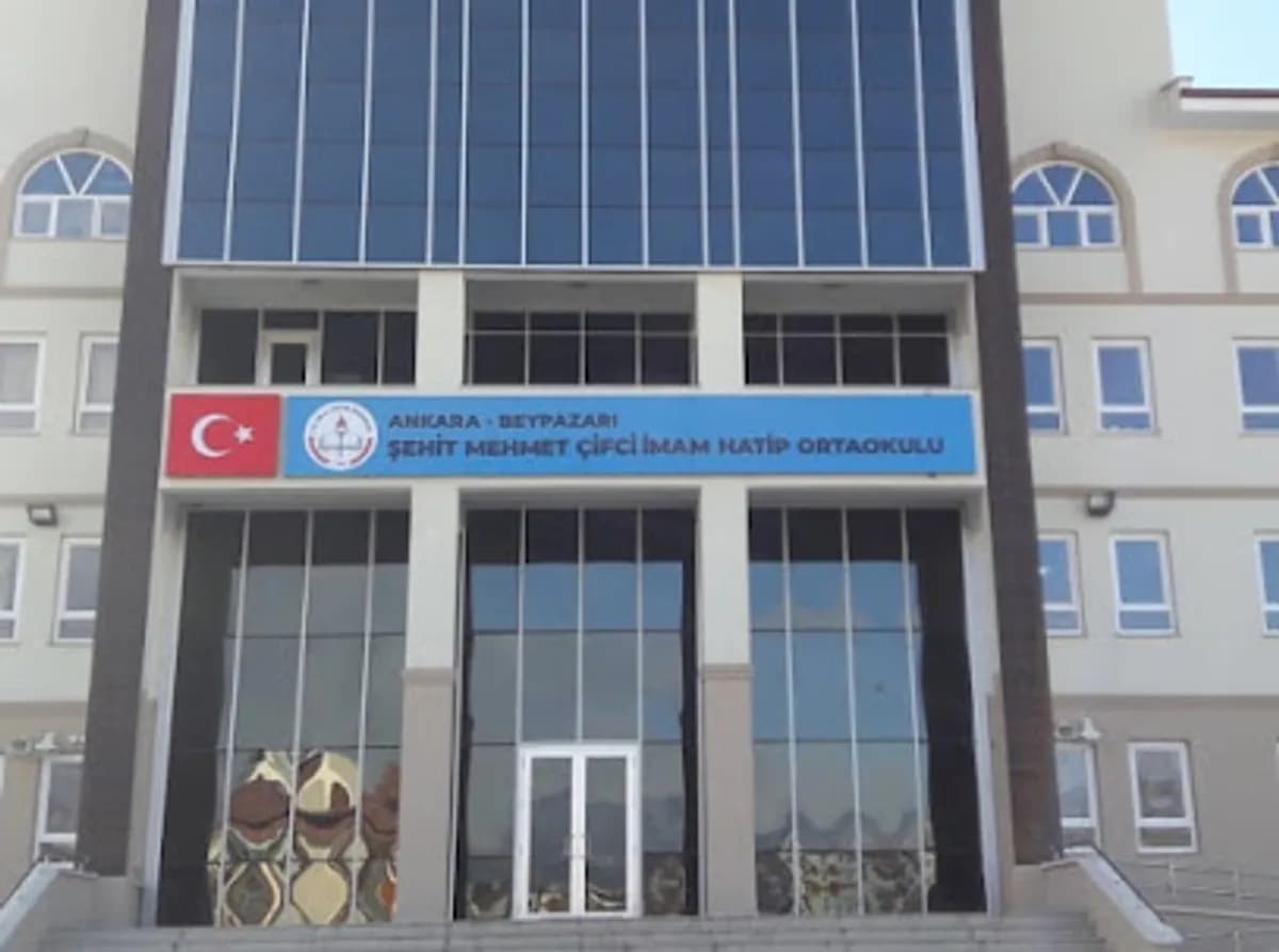 Beypazarı Şehit Mehmet Çifci İmam Hatip Ortaokulu - Fotoğraf
