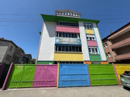 Özel Sevgi Çiçekleri Anaokulu - Photo