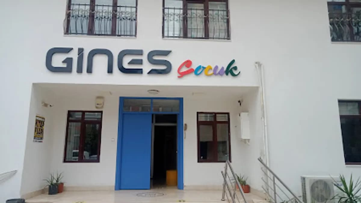 Gines Anaokulu (iller Şube) - Fotoğraf