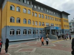 Haşim ve Zehra Tarı Ortaokulu - Photo