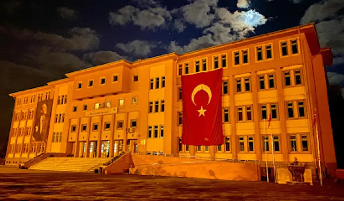 Boyabat Türk Telekom Fen Lisesi - Fotoğraf